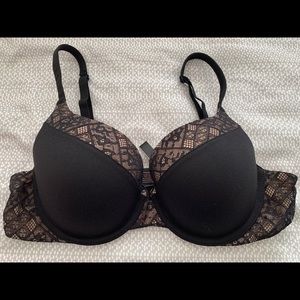 VS Black Push up Bra